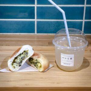 高菜おやき　と　レモン生姜ソーダ