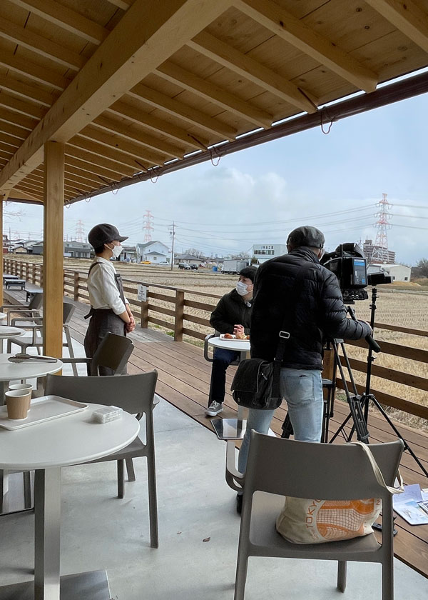 パンと庭の取材風景